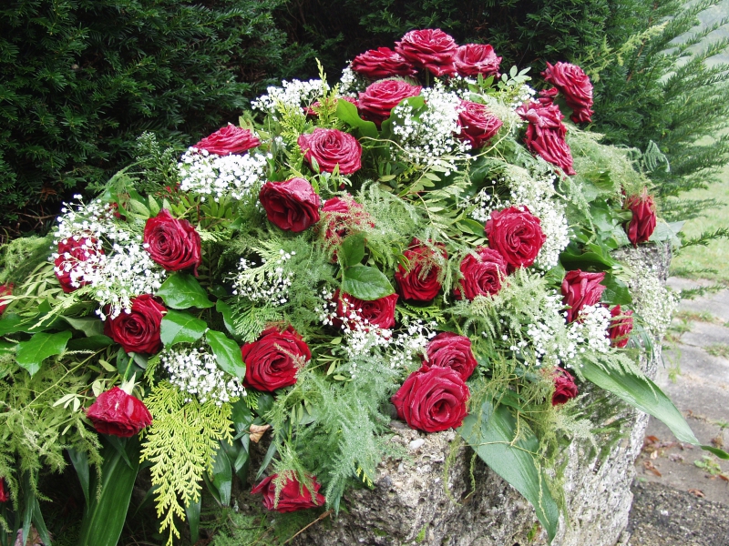 funeraire-LE TIGNET-min_roses-61203